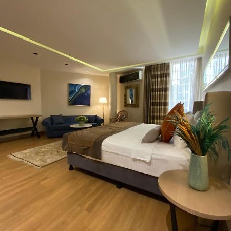 Nobel Hotel Μερσίνη Εξωτερικό φωτογραφία